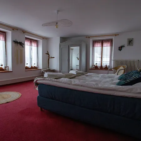 Ben Ouais אורחן Corcelles-le-Jorat