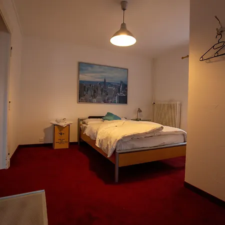 Ben Ouais אורחן Corcelles-le-Jorat